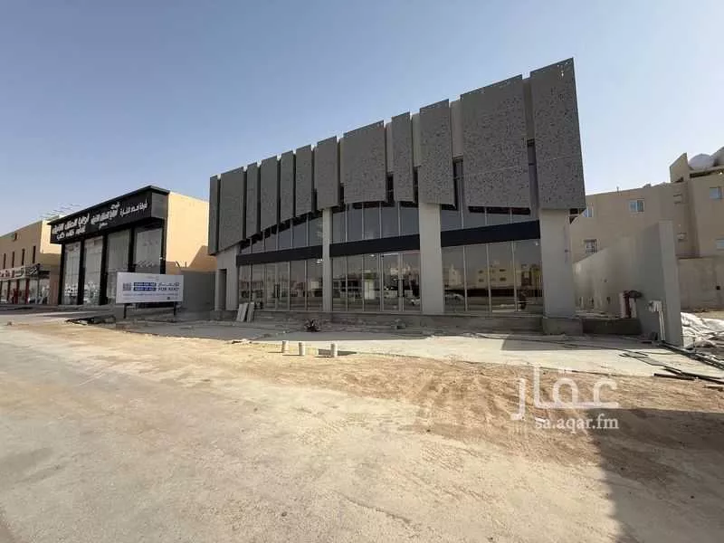 810 sqm building in Al Aridh 5