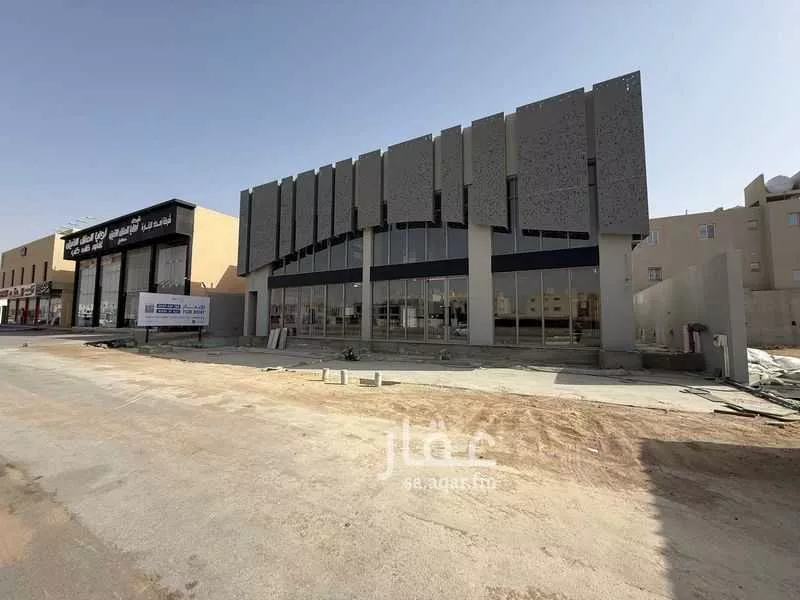 810 sqm building in Al Aridh 6
