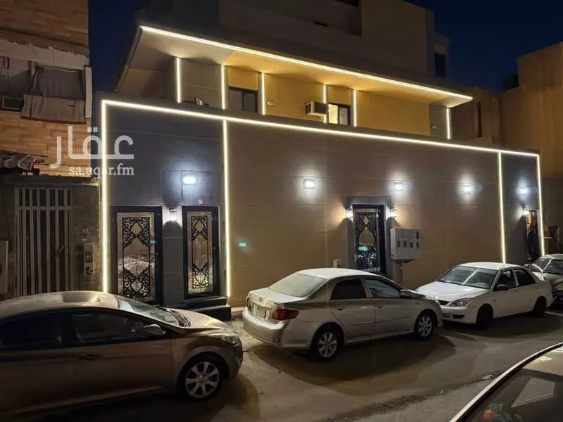 352 sqm building in Manfuhah 2