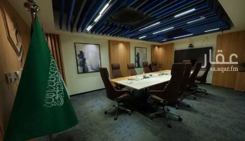 عمارة 625 م² في الملز 13