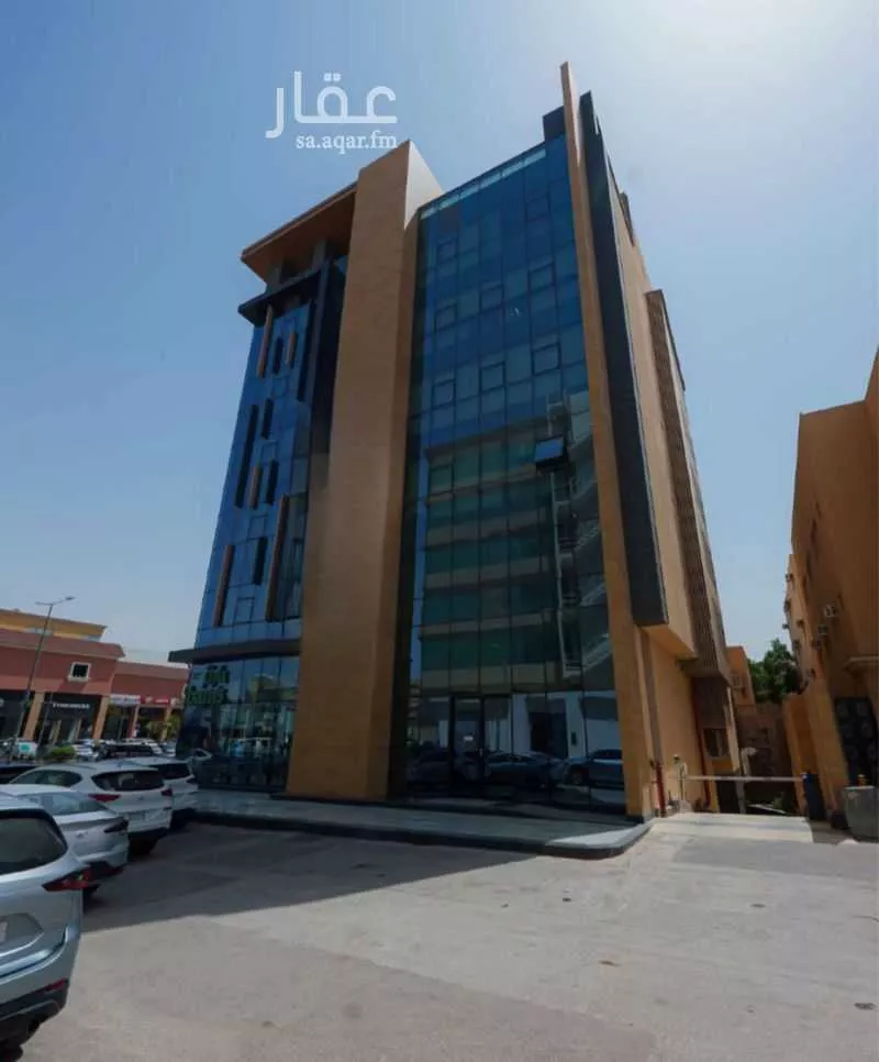 عمارة 625 م² في الملز 10