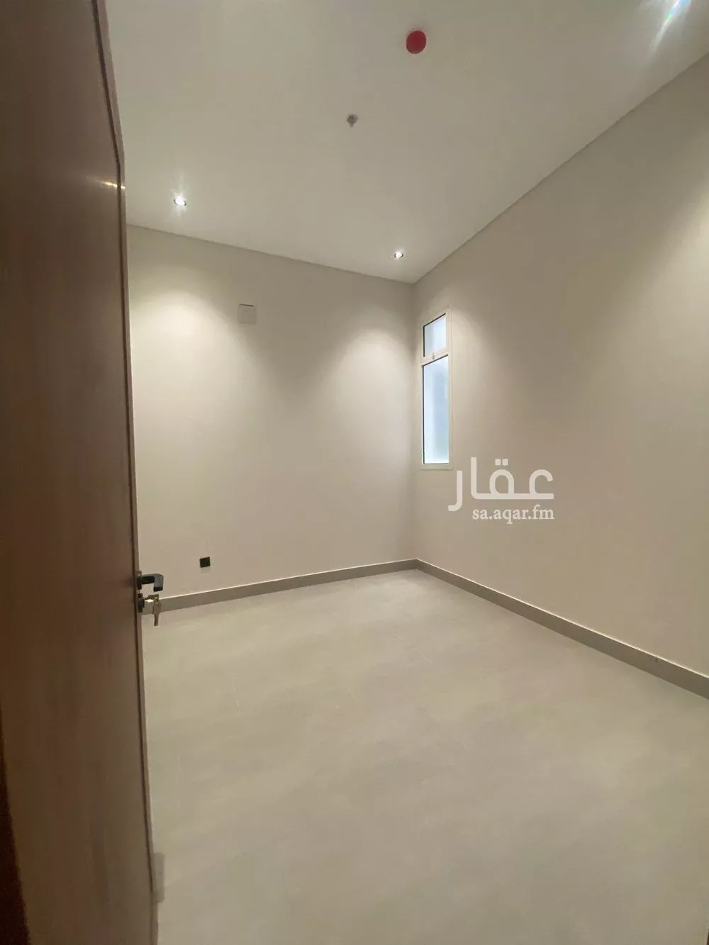 3167 sqm building in Al Rimal 8