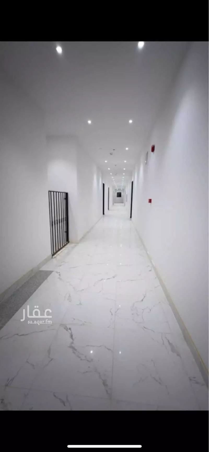 عمارة 1319 م² في الشرق 3