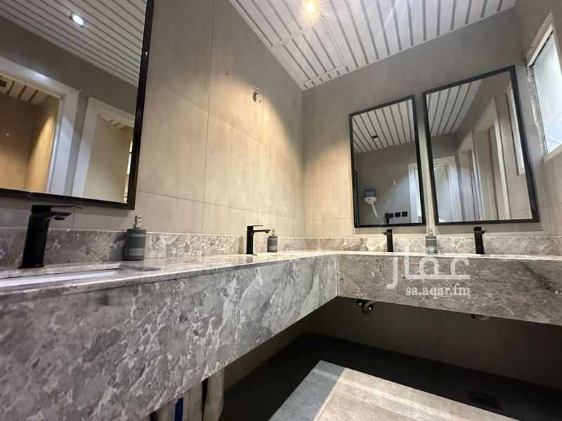 8 bedroom building in Al Rabie, Riyadh 10