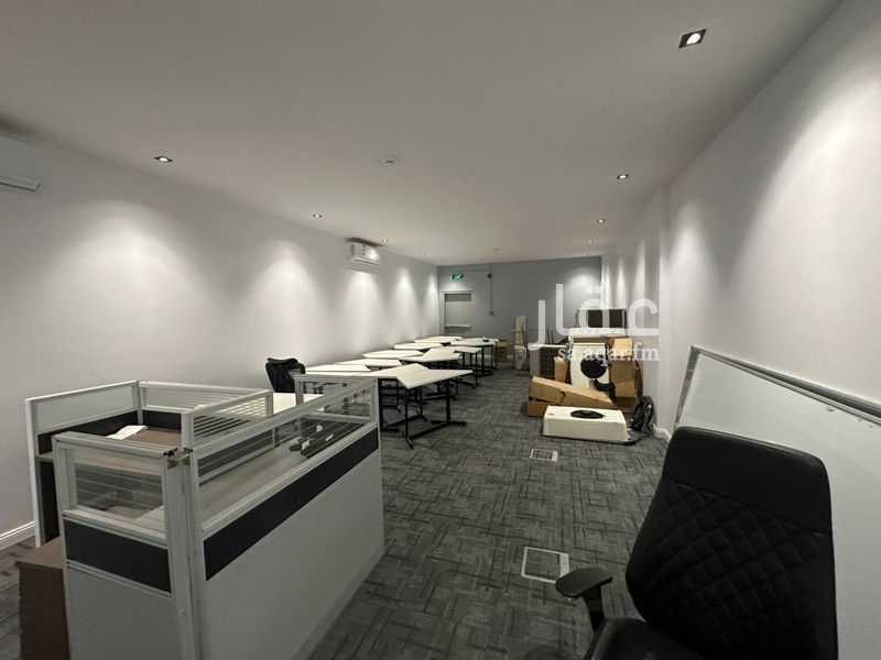 8 bedroom building in Al Rabie, Riyadh 3
