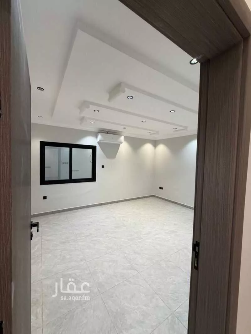 5 bedroom building in Al Wadi, Riyadh 17