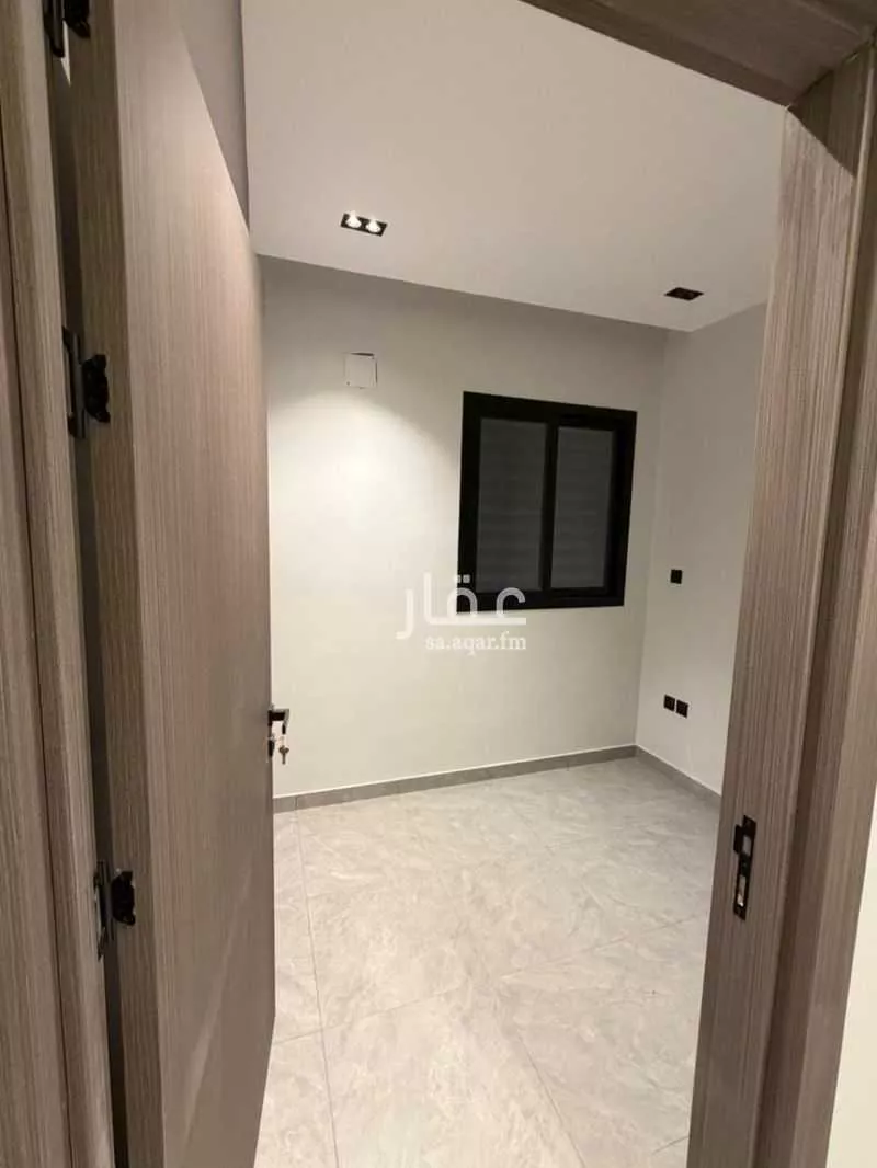 5 bedroom building in Al Wadi, Riyadh 6