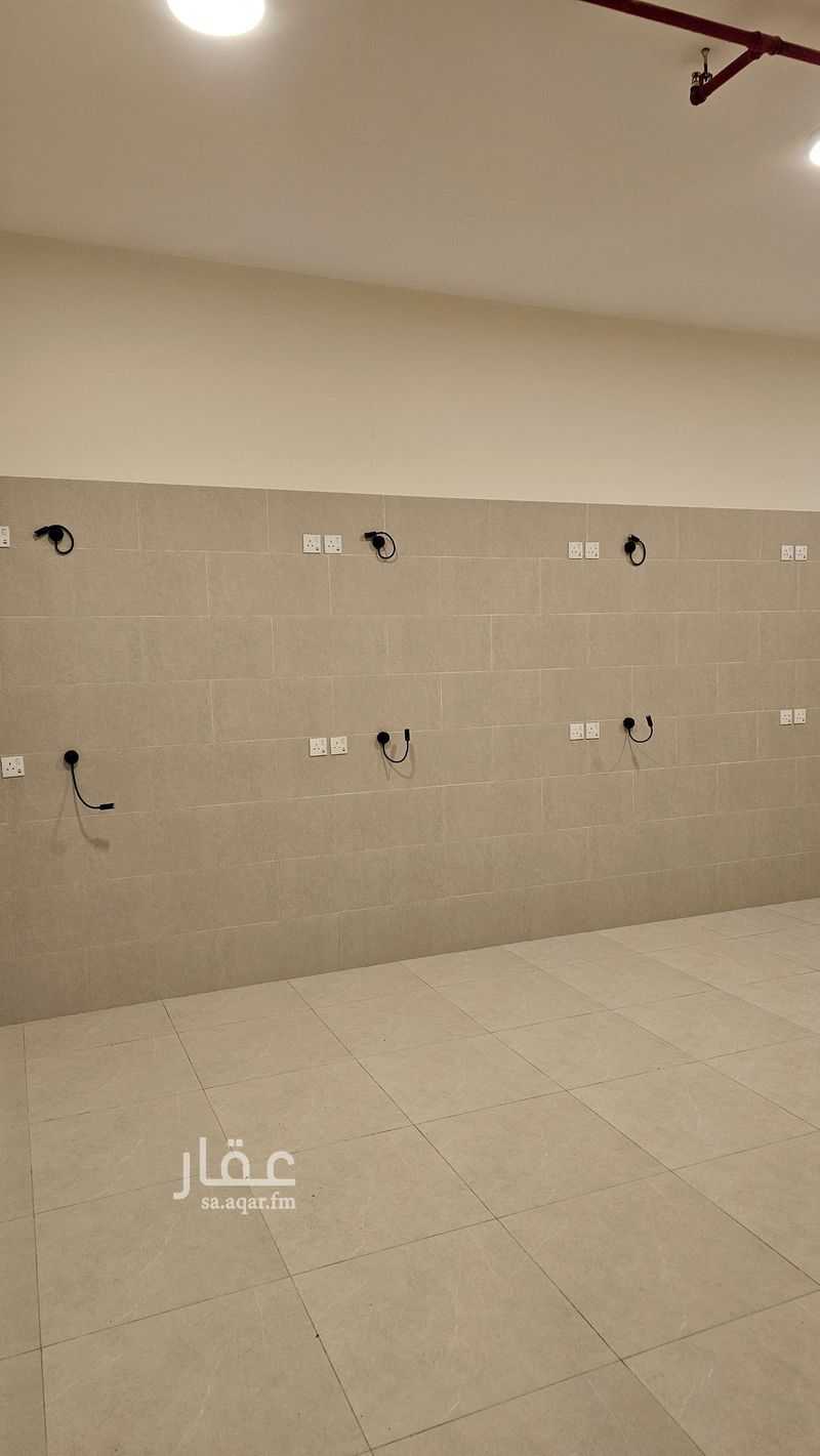 30 bedroom building in Al Rimal, Riyadh 2