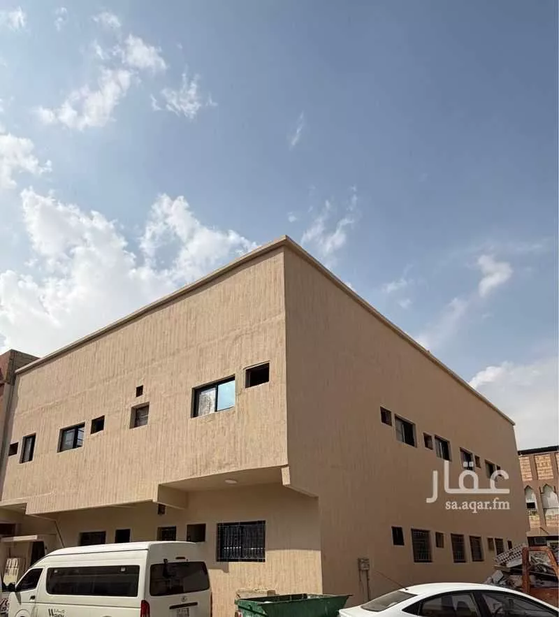 234 sqm building in Umm Al Hamam Al Sharqi 9