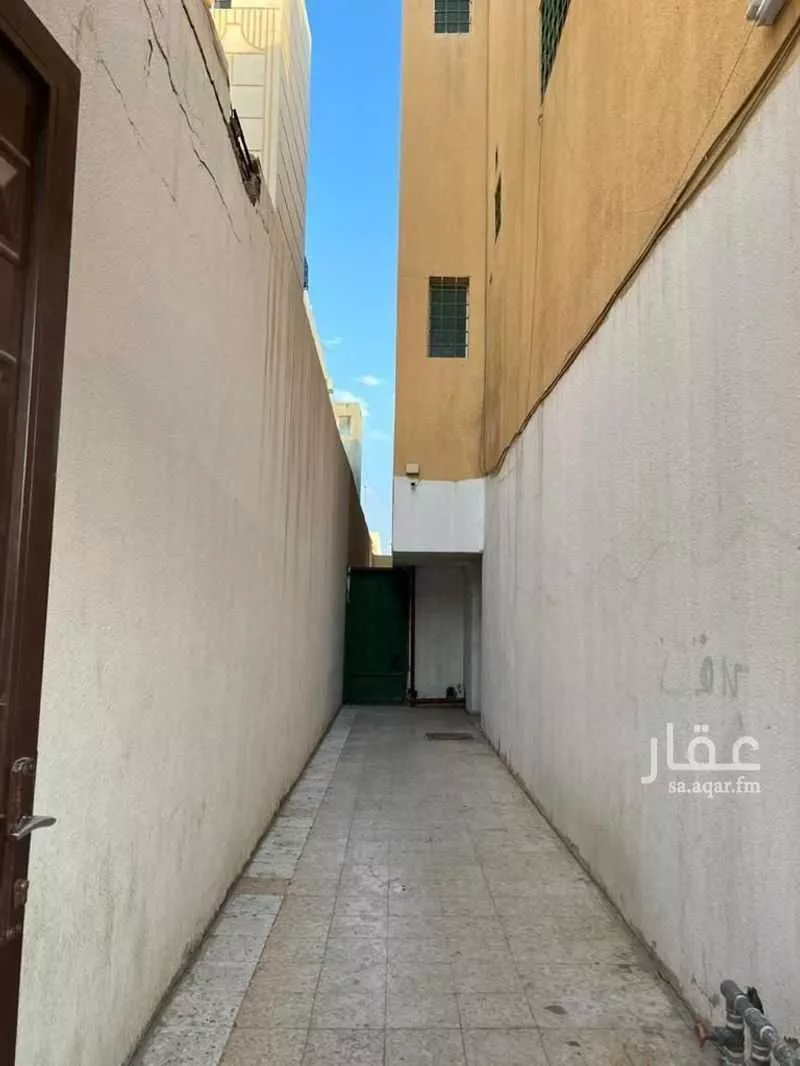 عمارة 936 م² في النظيم 26