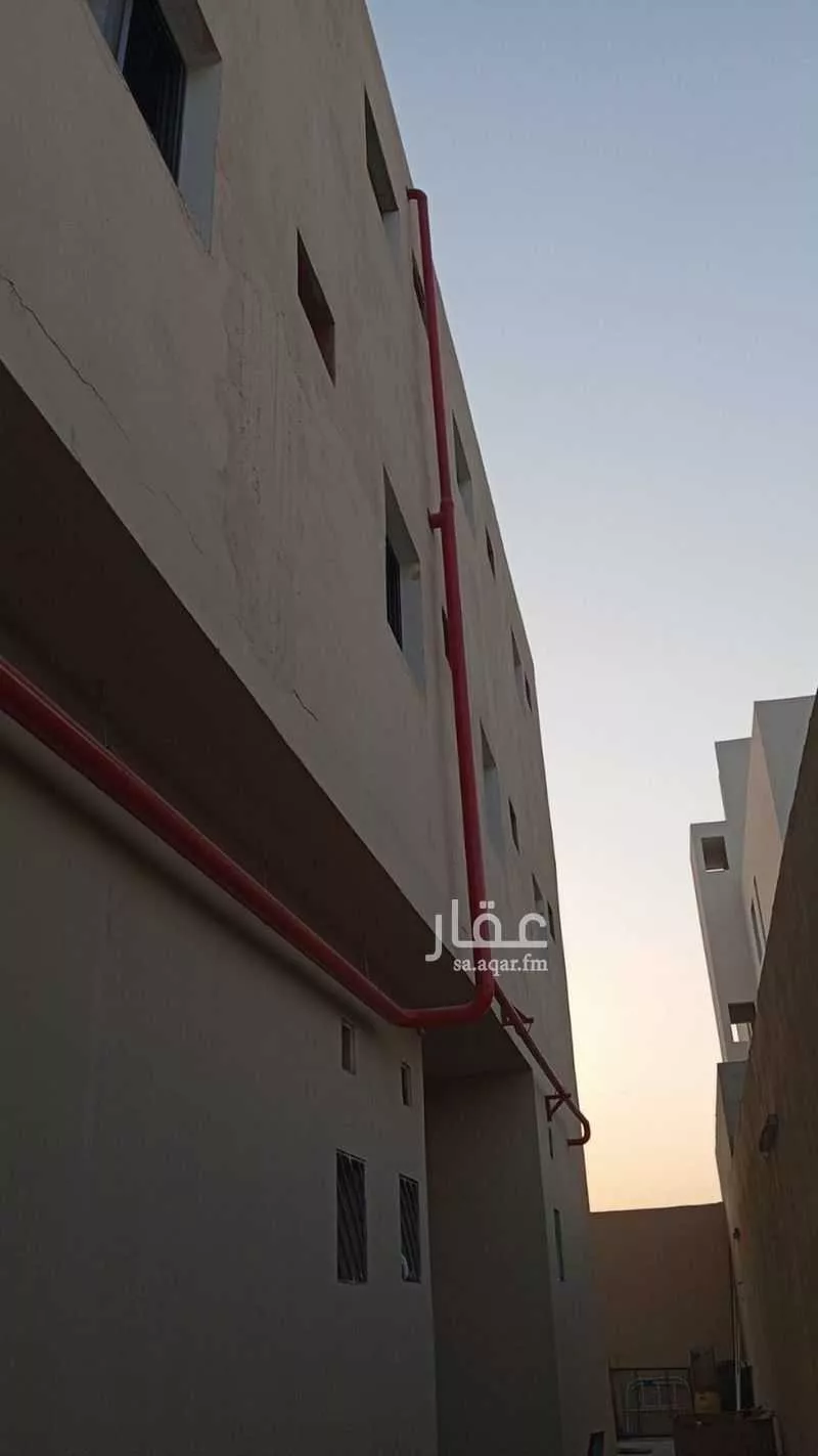 عمارة 750 م² في الشرق 12