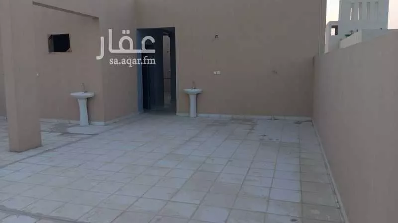 عمارة 750 م² في الشرق 9