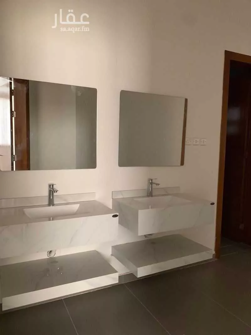 47 bedroom building in Al Aridh, Riyadh 18