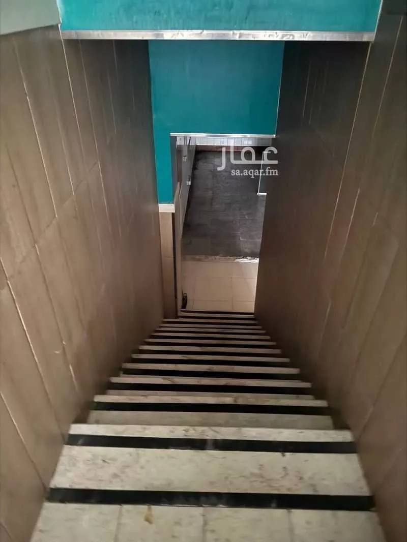 عمارة 1000 م² في السلي 13