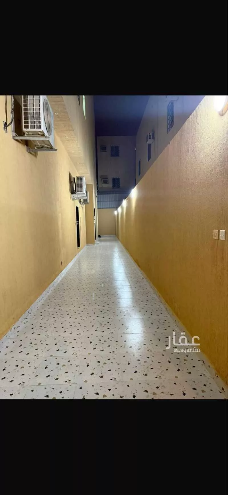 990 sqm building in Al Rimal 3