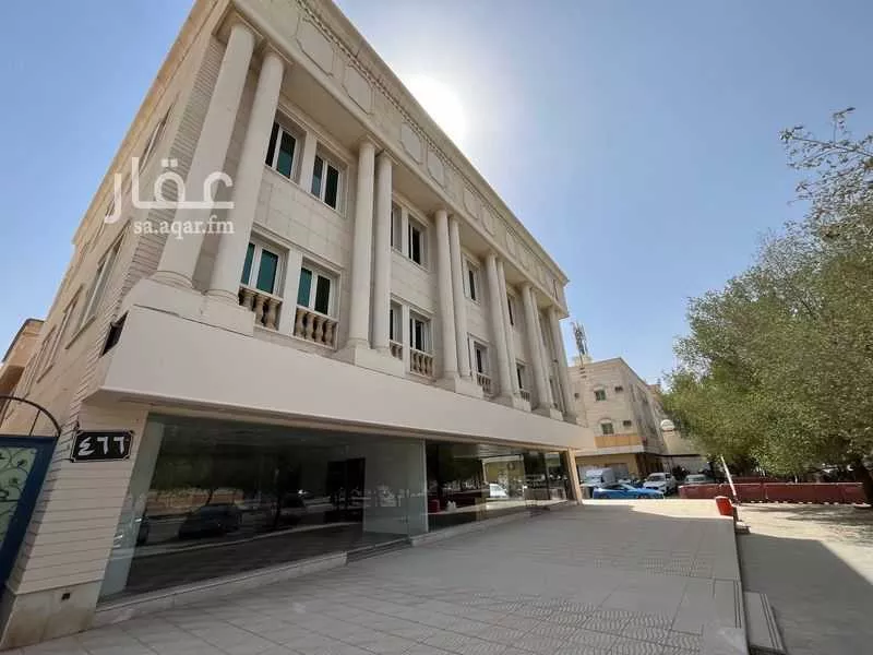 15 bedroom building in Al Malaz, Riyadh 6