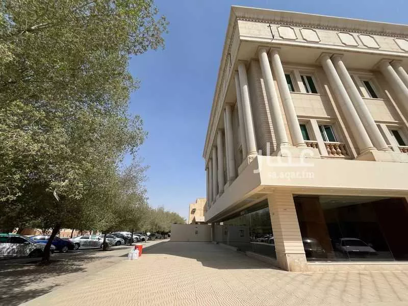 15 bedroom building in Al Malaz, Riyadh 7