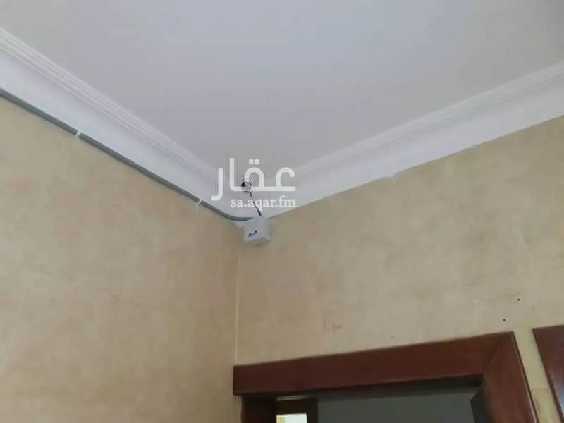 عمارة 270 م² في الخليج 4