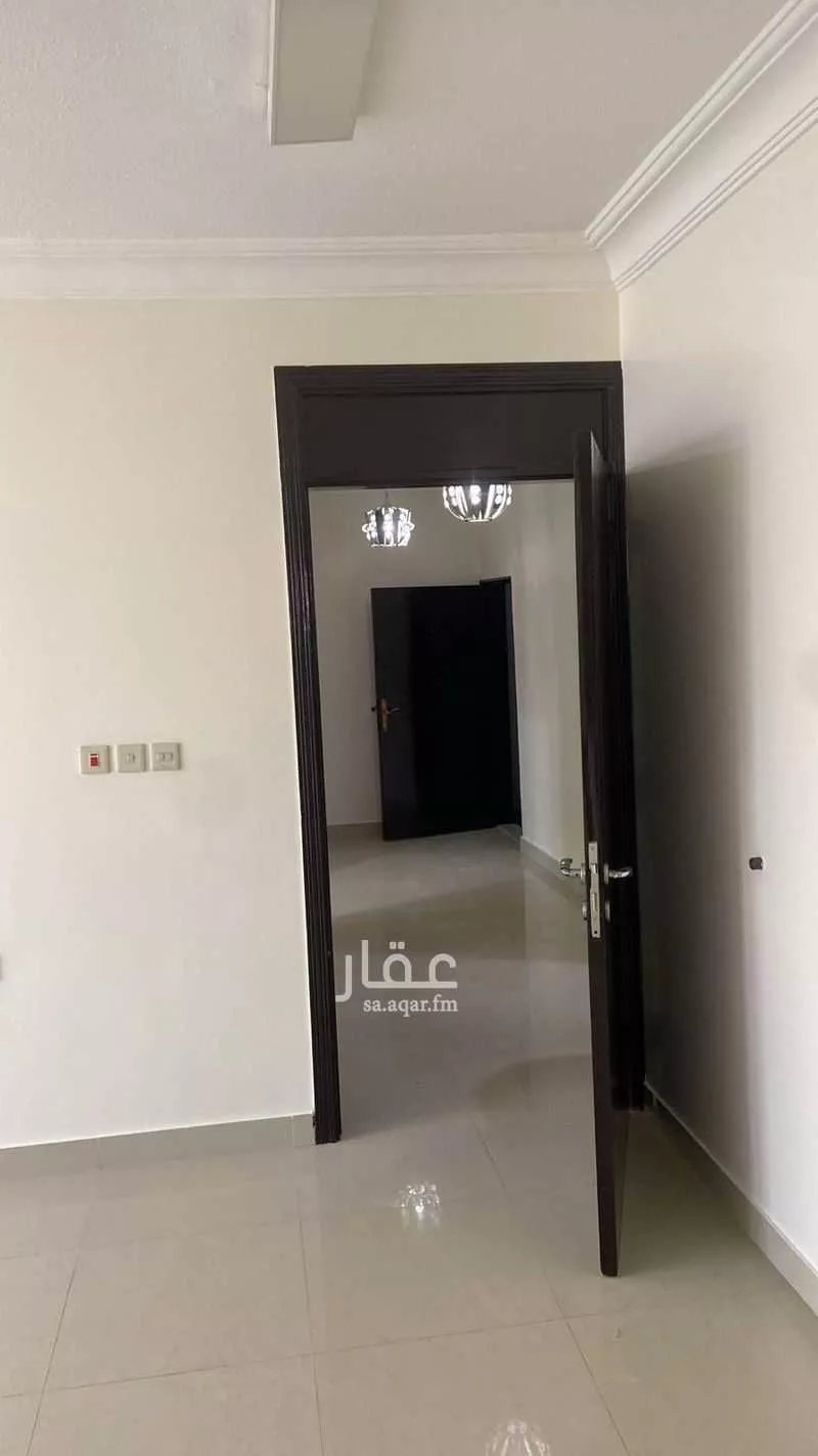 عمارة 750 م² في الازدهار 14