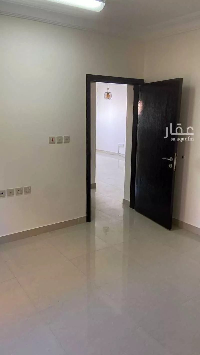 عمارة 750 م² في الازدهار 10