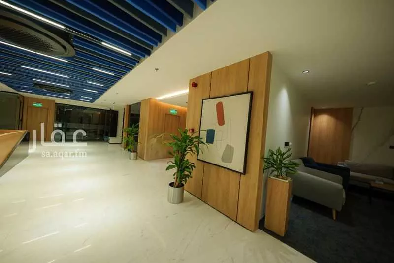 عمارة 625 م² في الملز 7