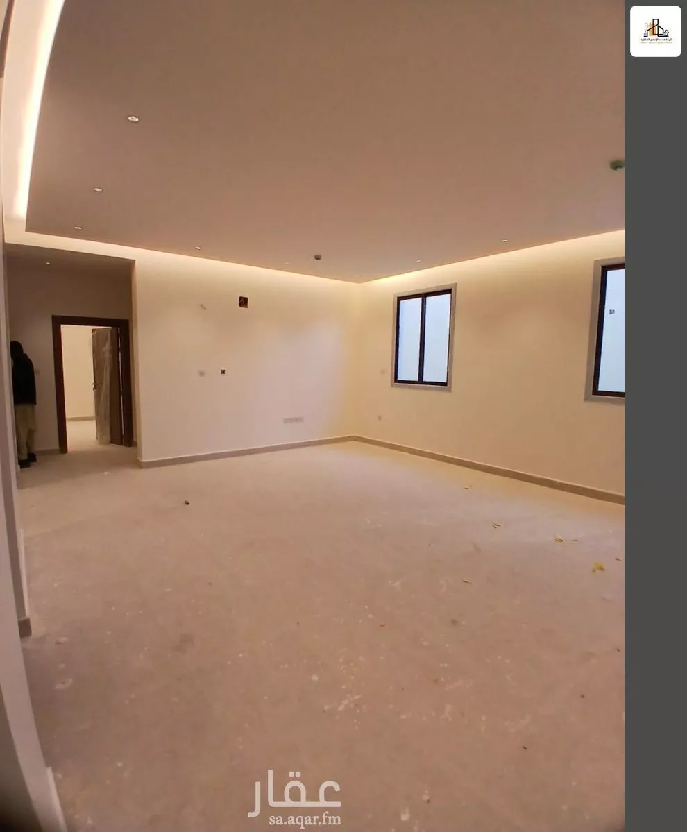 864 sqm building in Al Munsiyah 7