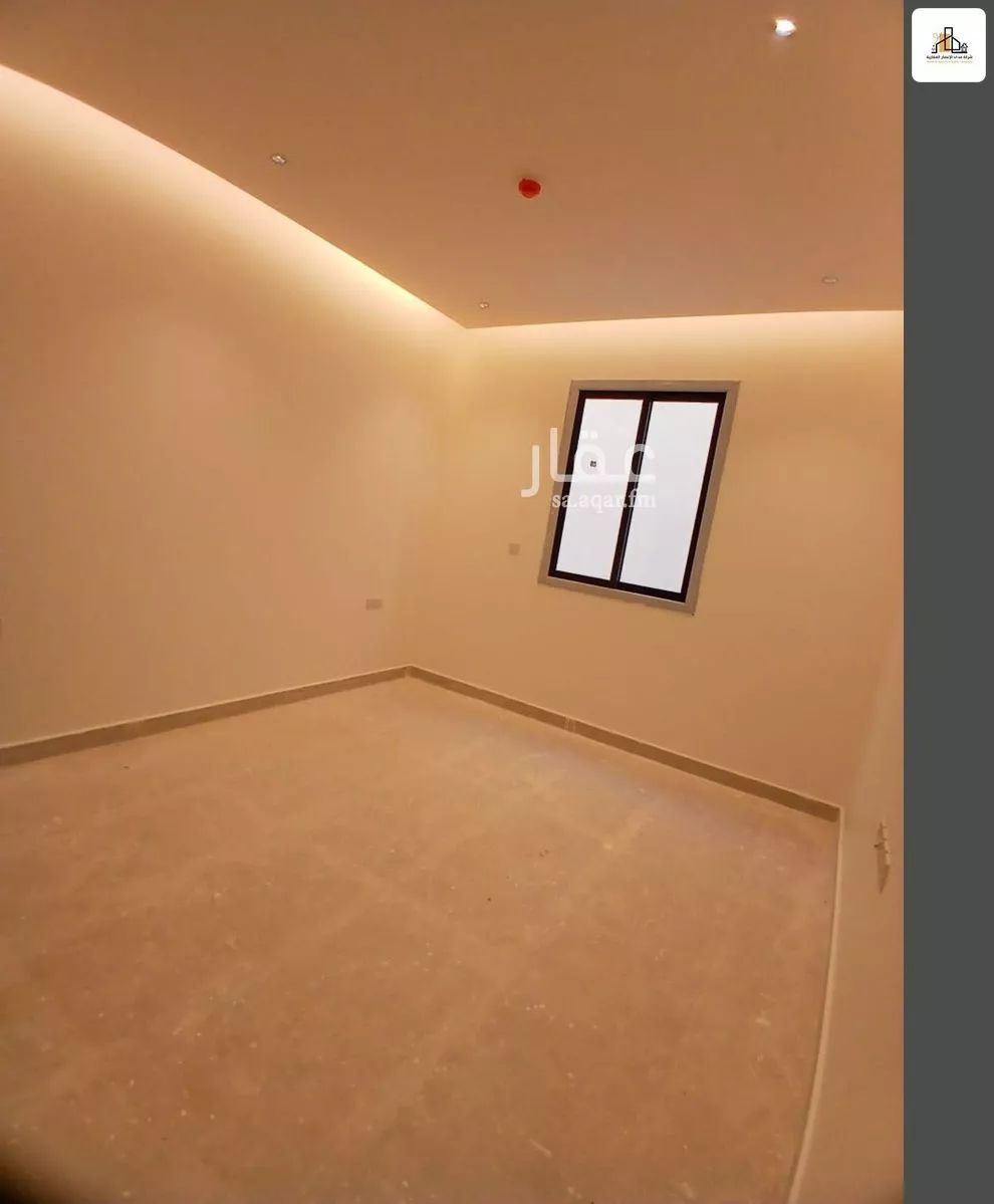 864 sqm building in Al Munsiyah 8