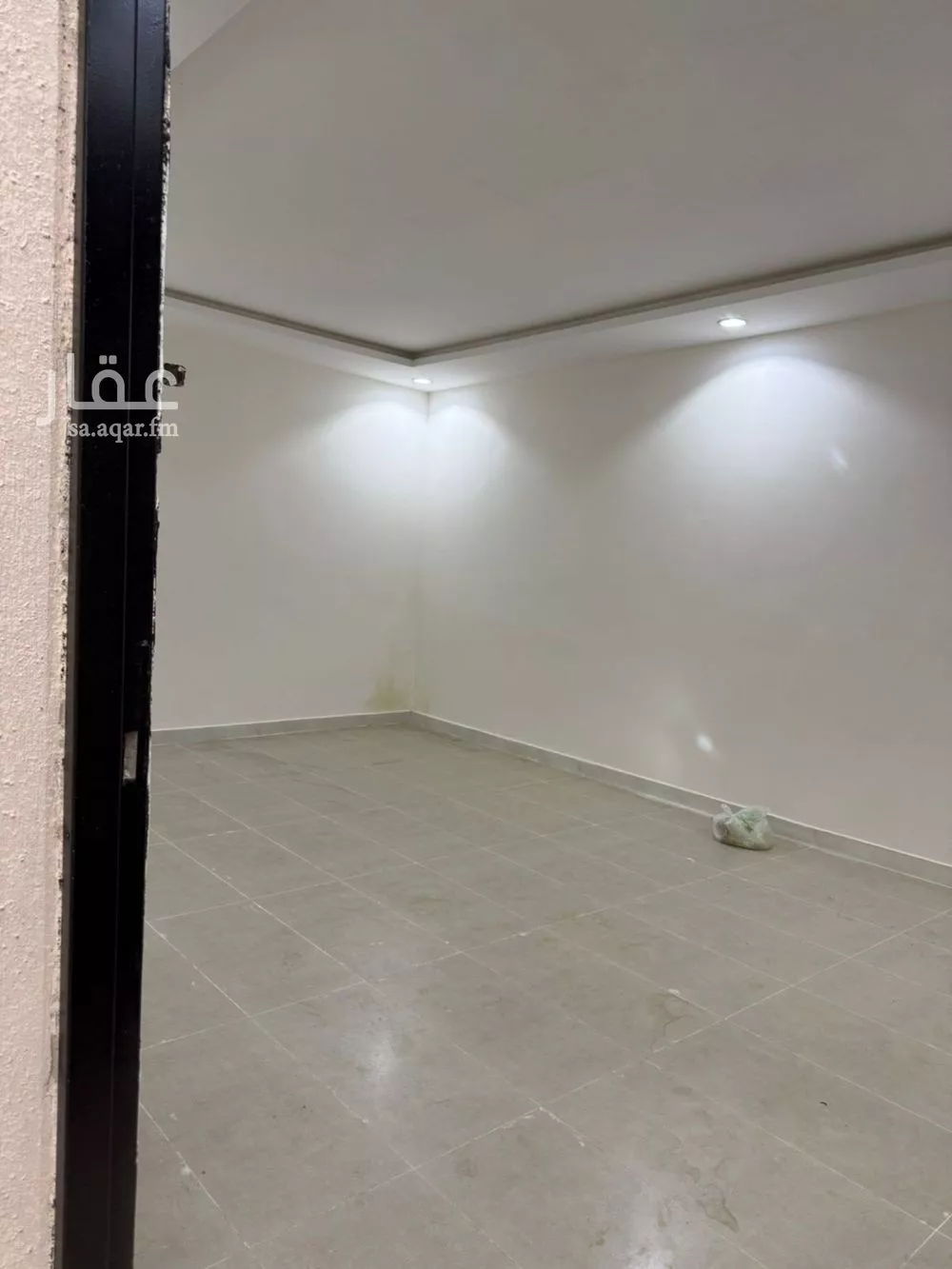 عمارة 2500 م² في الرمال 7