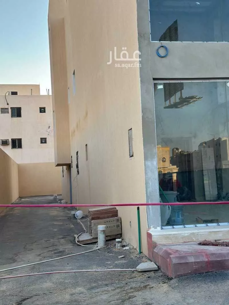 عمارة 1160 م² في النظيم 7