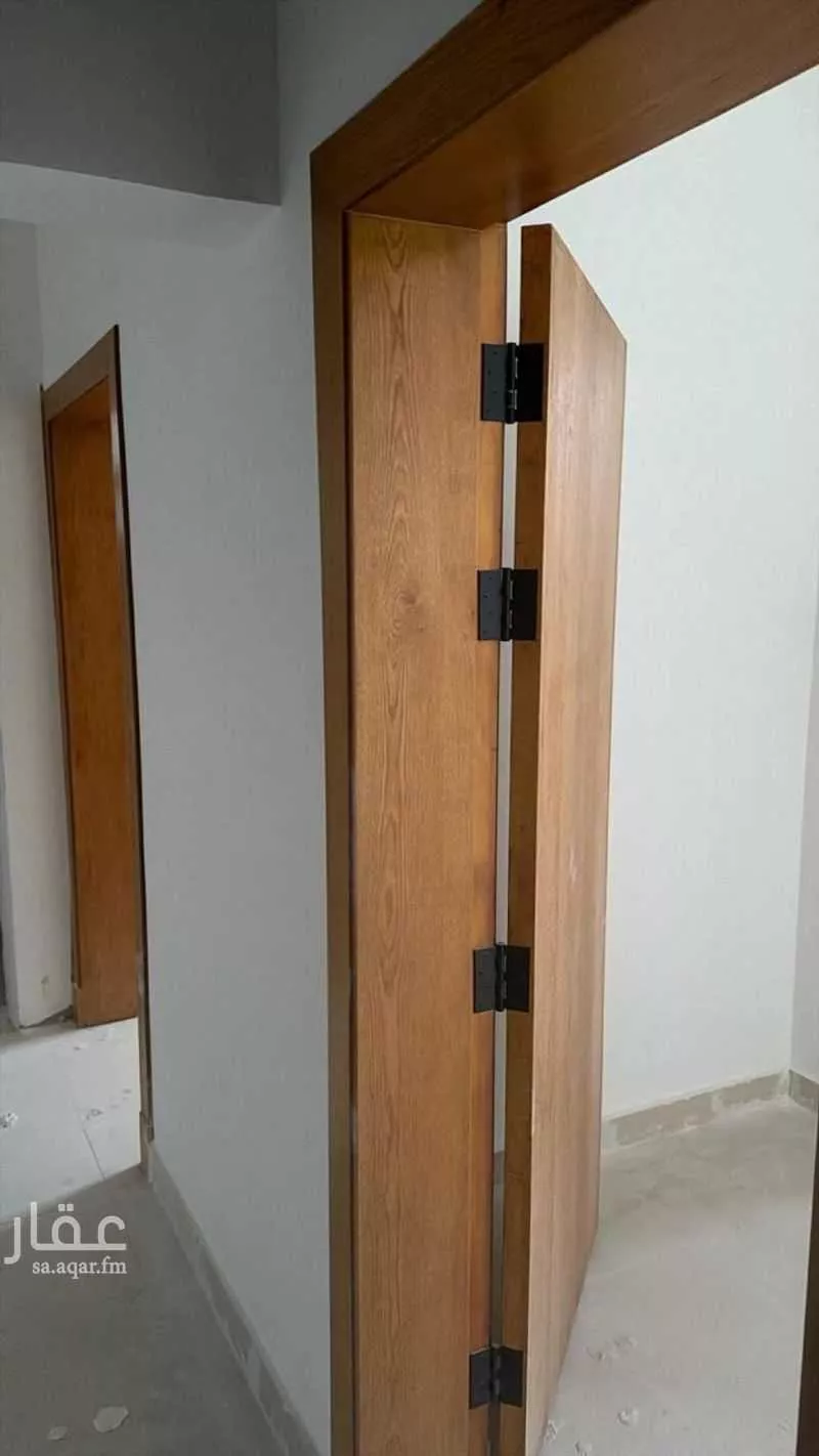 3001 sqm building in Al Sulay 5