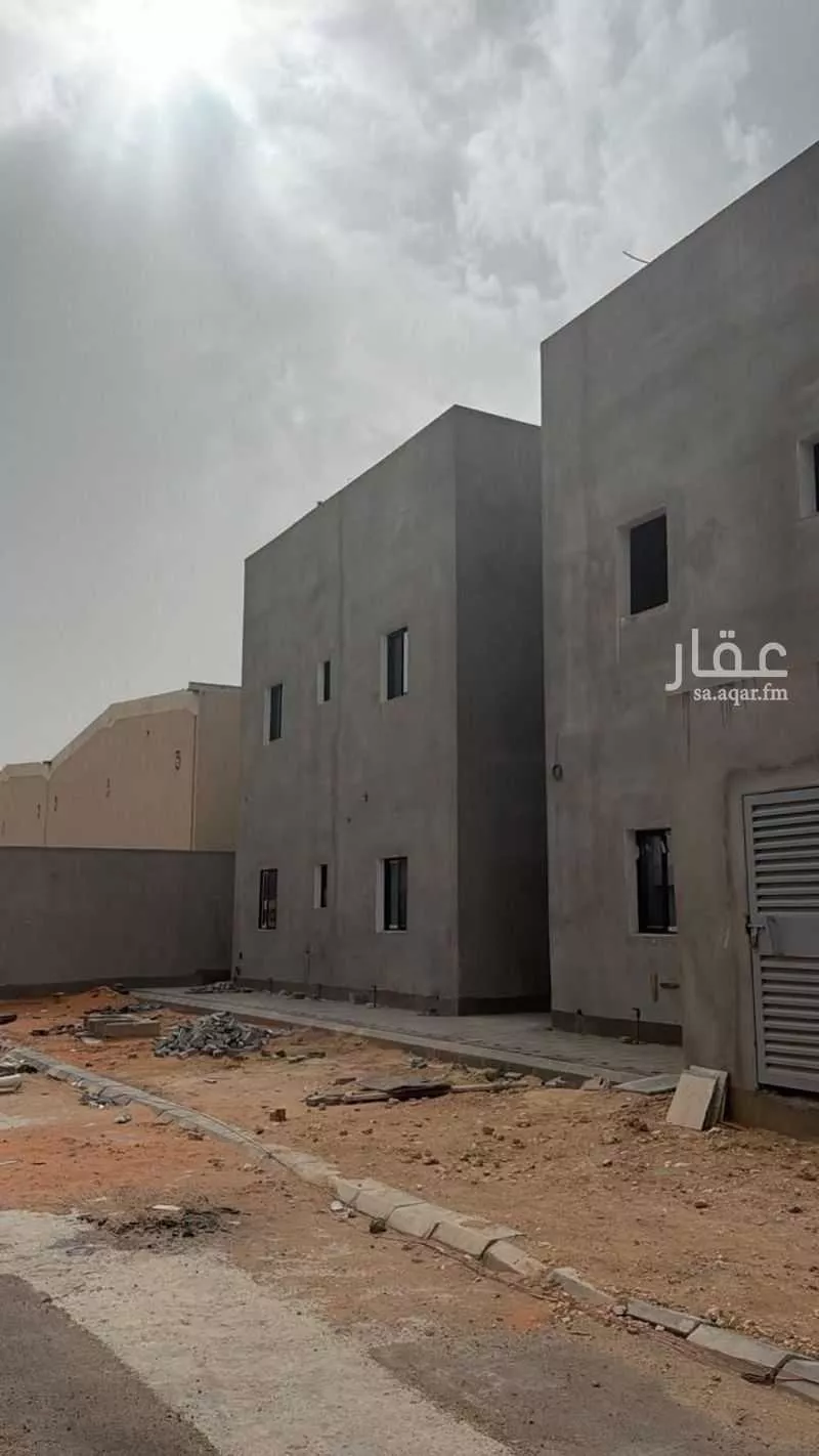 3001 sqm building in Al Sulay 8
