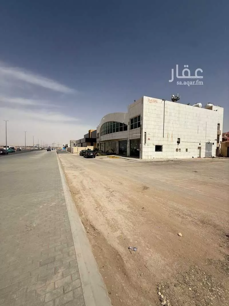 2800 sqm building in Al Rimal 4
