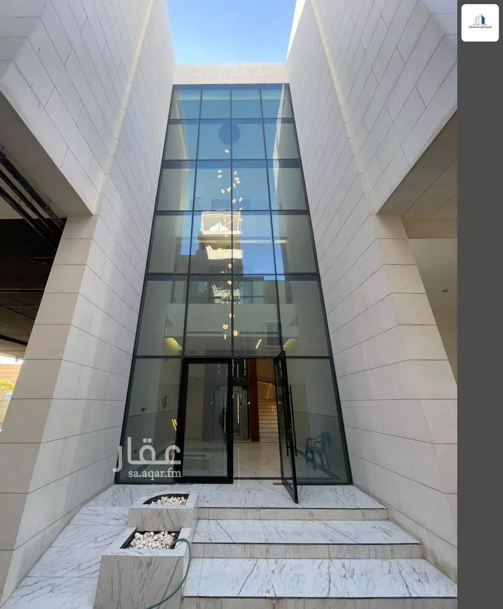 عمارة 2666 م² في النزهة 11