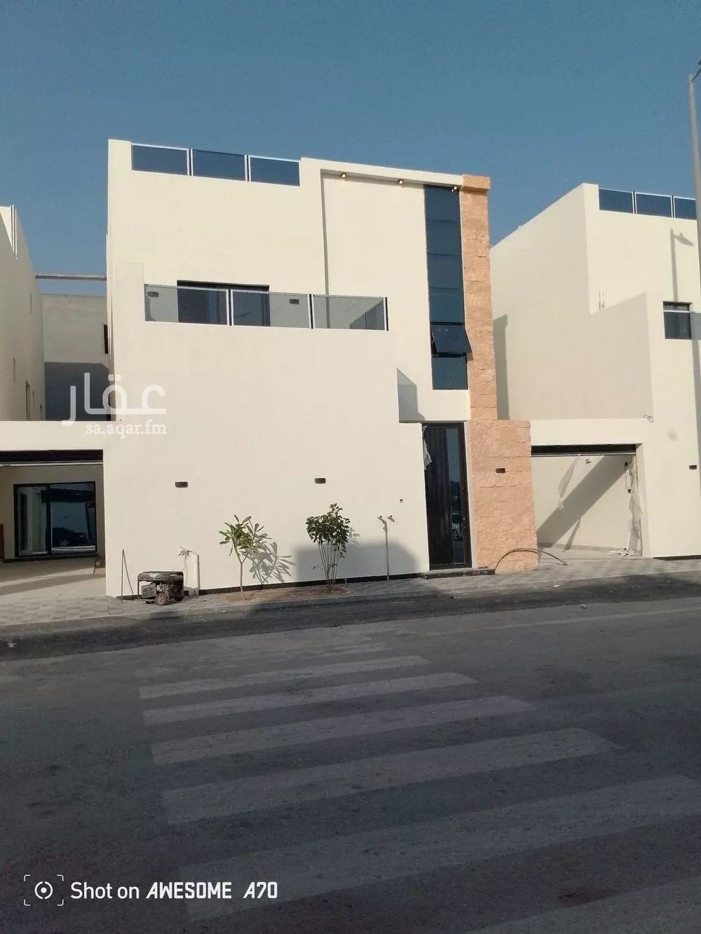 فيلا 7 غرف في الأمواج 3