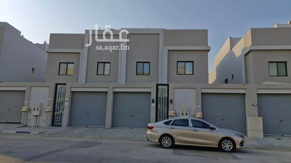 4 bedroom villa in Al Rakah Ash Shamaliyah, Eastern Province 11