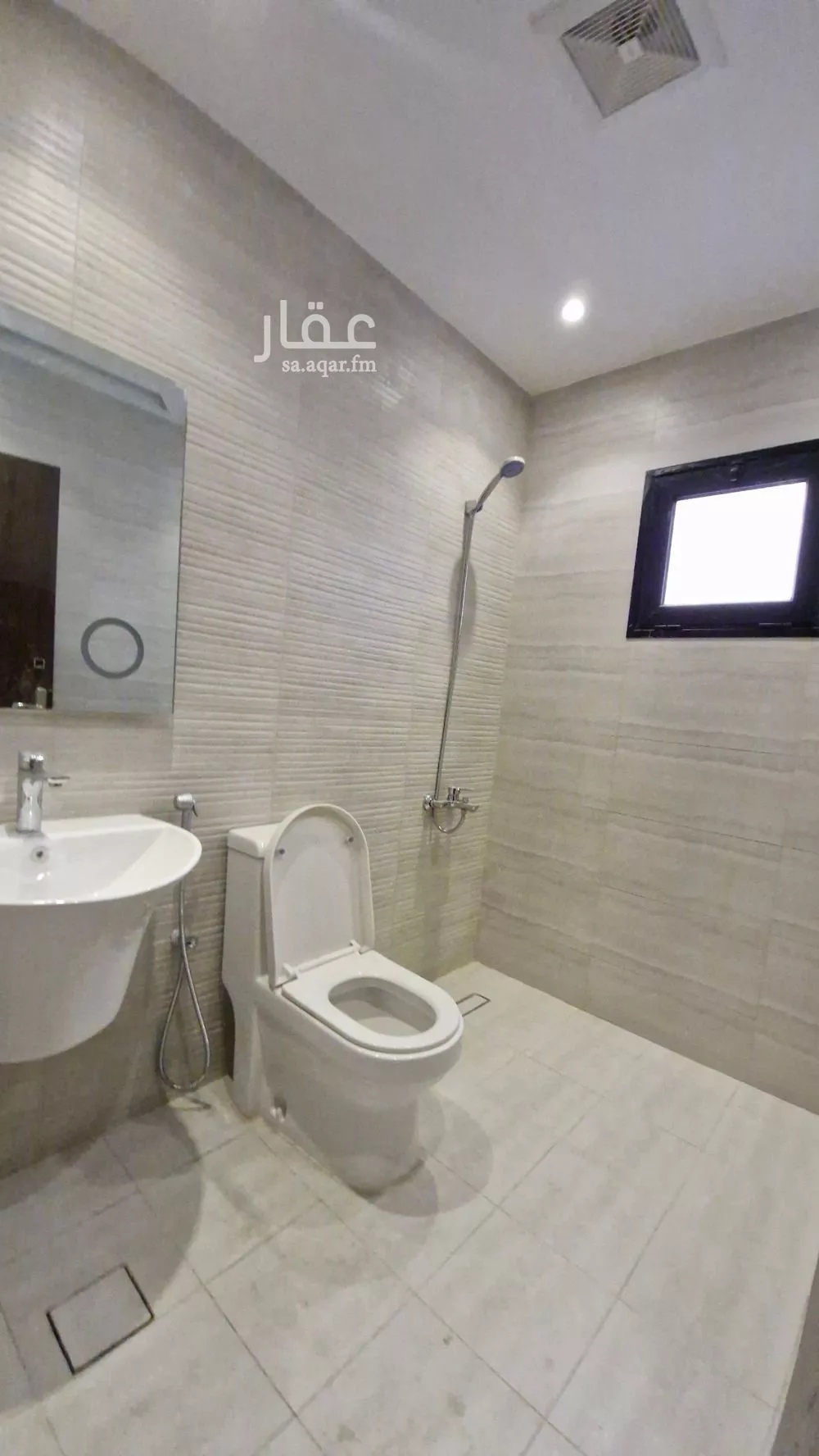 4 bedroom villa in Al Rakah Ash Shamaliyah, Eastern Province 18