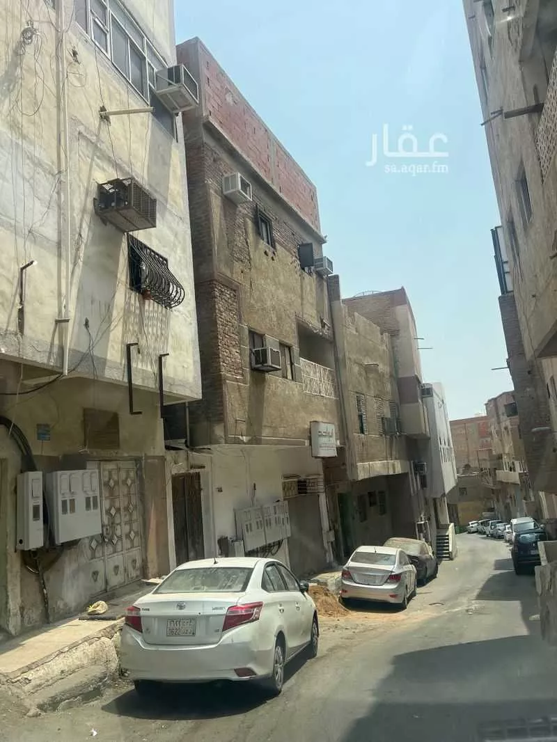عمارة 153 م² في الجميزة 5
