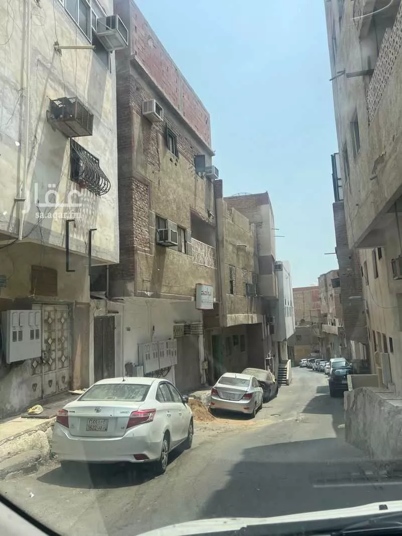 عمارة 153 م² في الجميزة 6