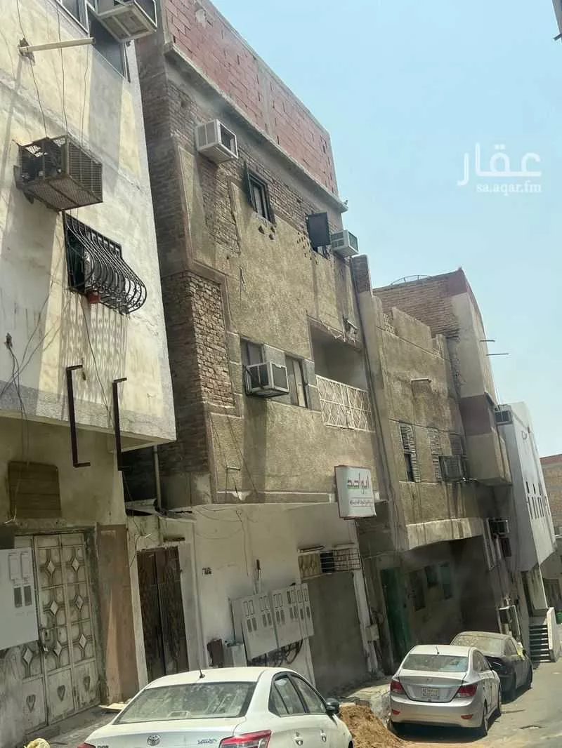 عمارة 432 م² في الجميزة 6
