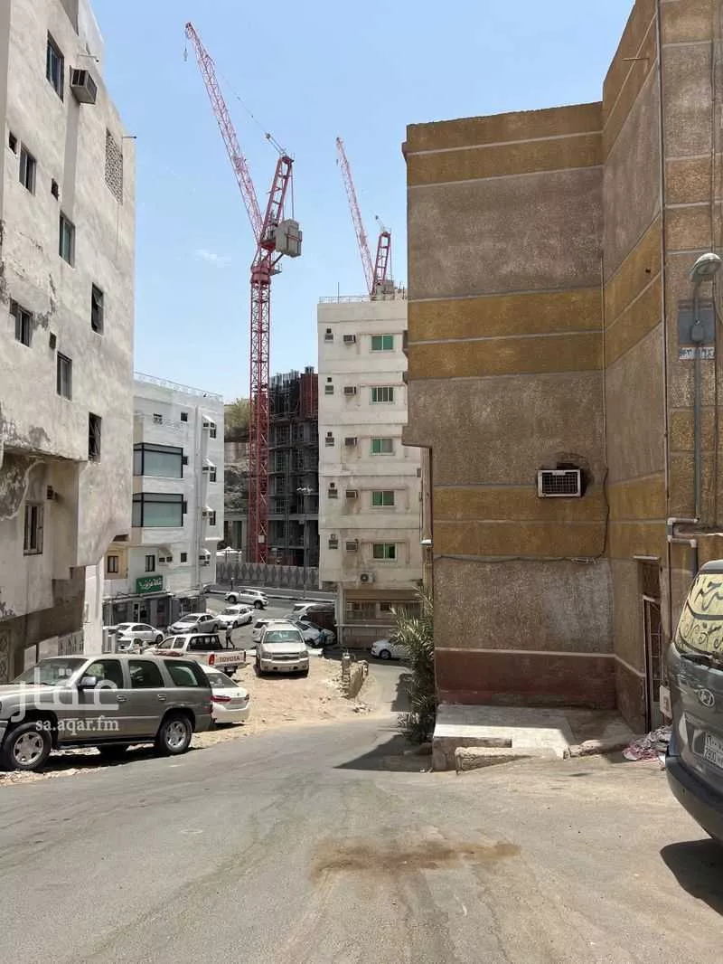 عمارة 91 م² في الجميزة 5