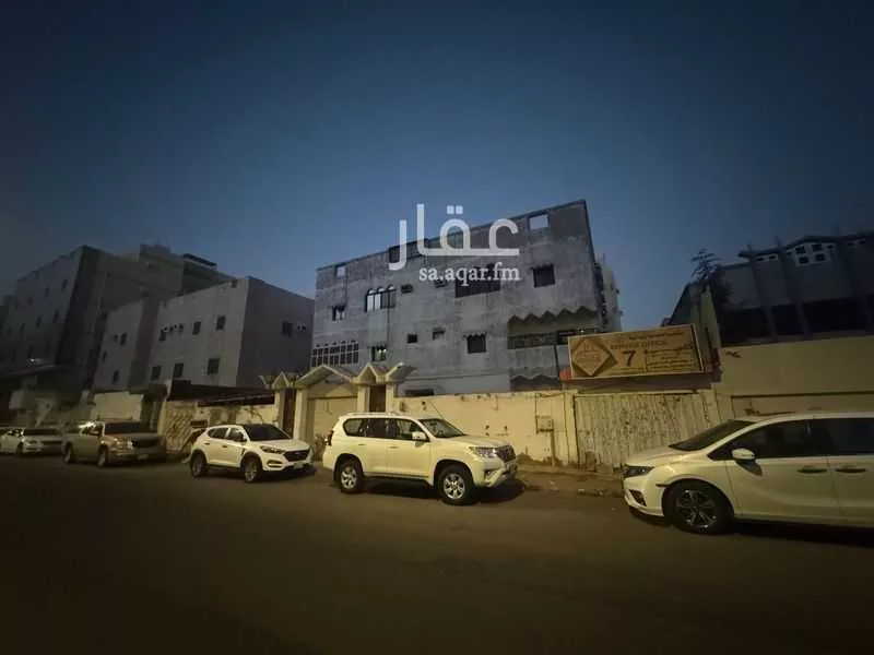 عمارة 750 م² في الرصيفة 4