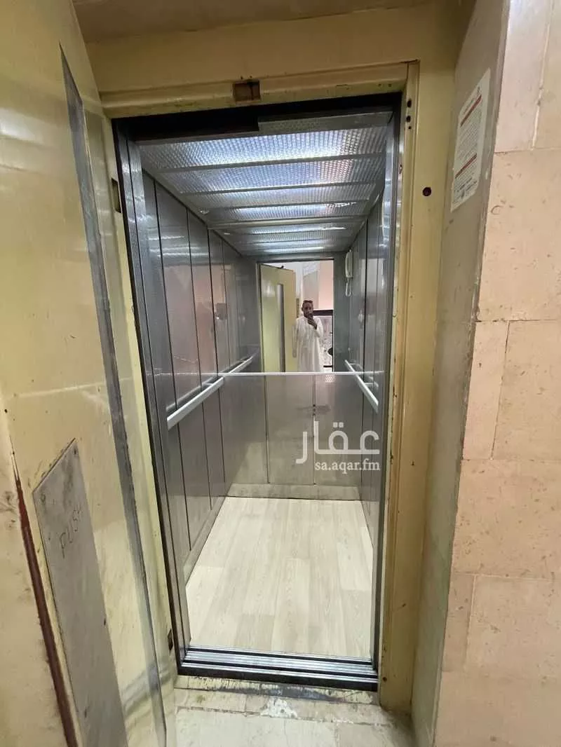 612 sqm building in Al Mursalat 14
