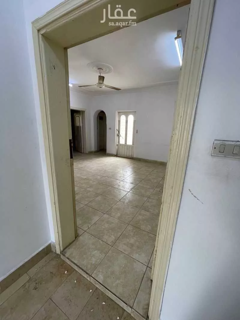 612 sqm building in Al Mursalat 18