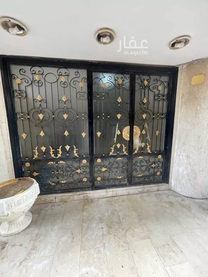 612 sqm building in Al Mursalat 5