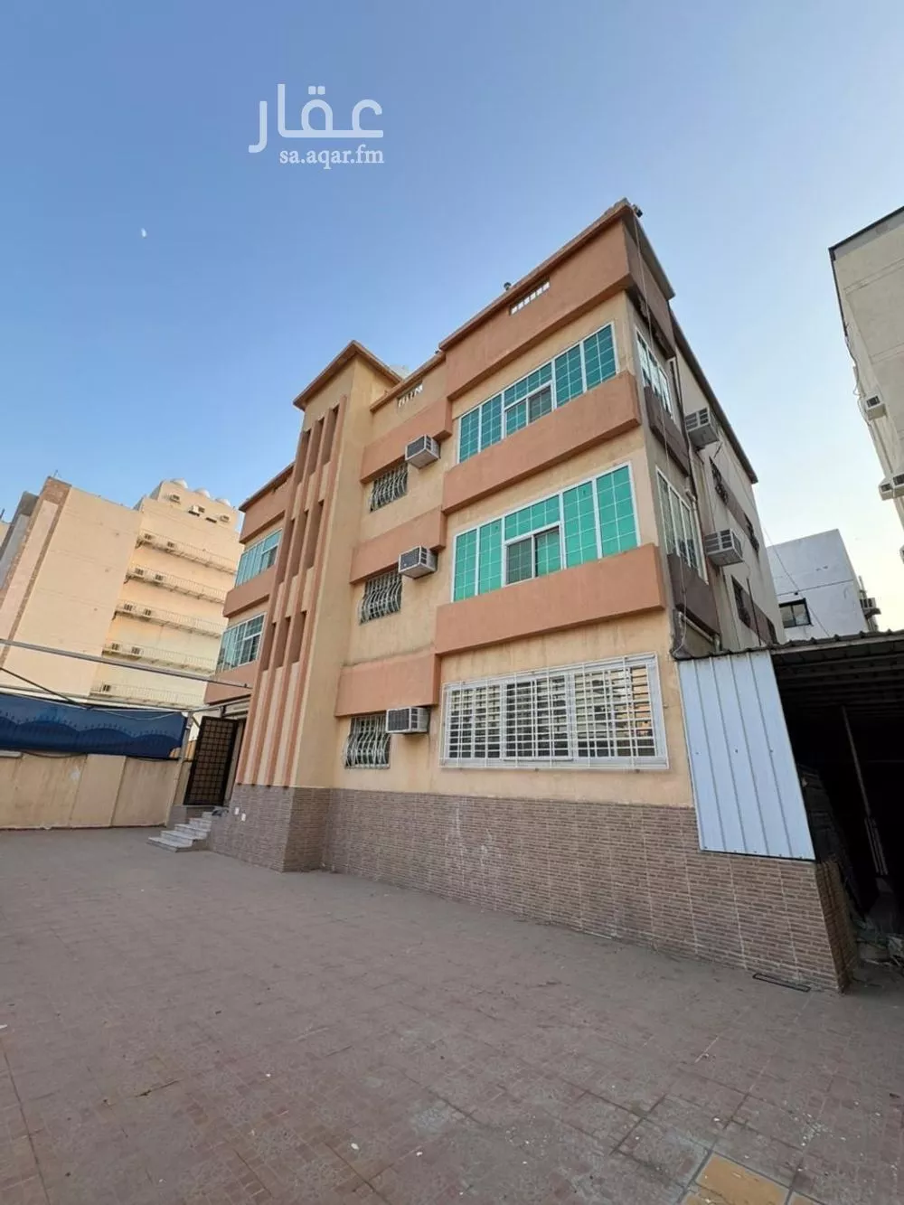 400 sqm building in Al Jamiah 5