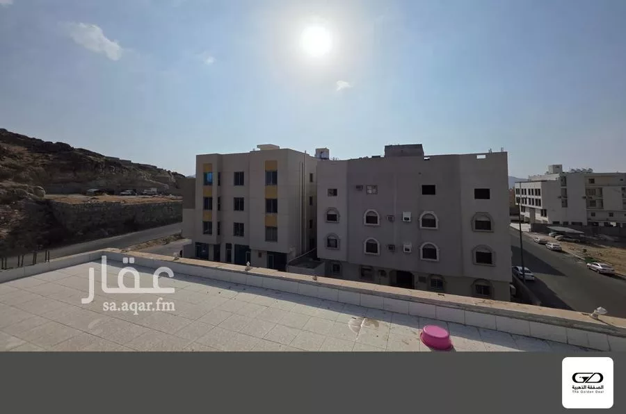 عمارة 750 م² في الخضراء 12