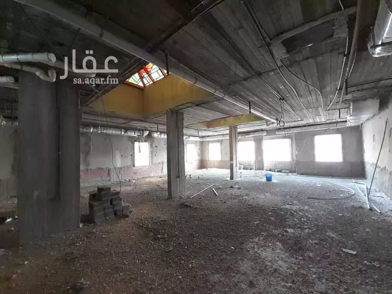 محل 510 م² في العوالي 6
