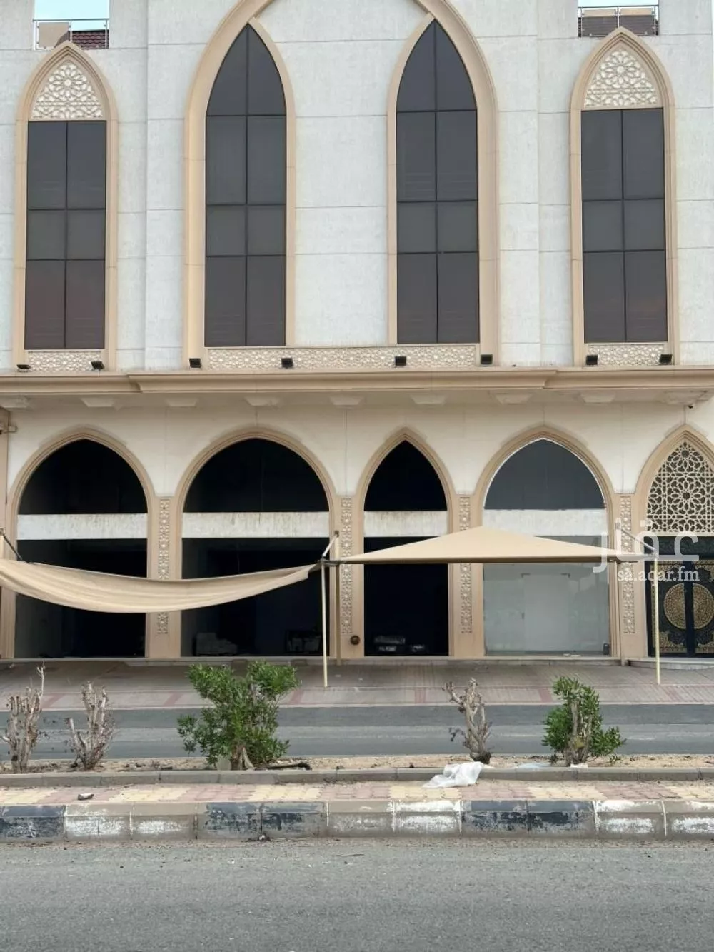 600 sqm shop in Al Shawqiyyah 3