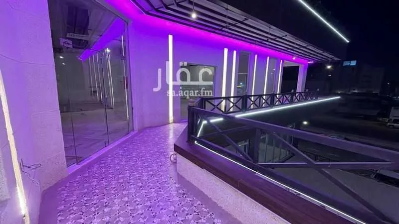 محل 480 م² في الملك فهد 16