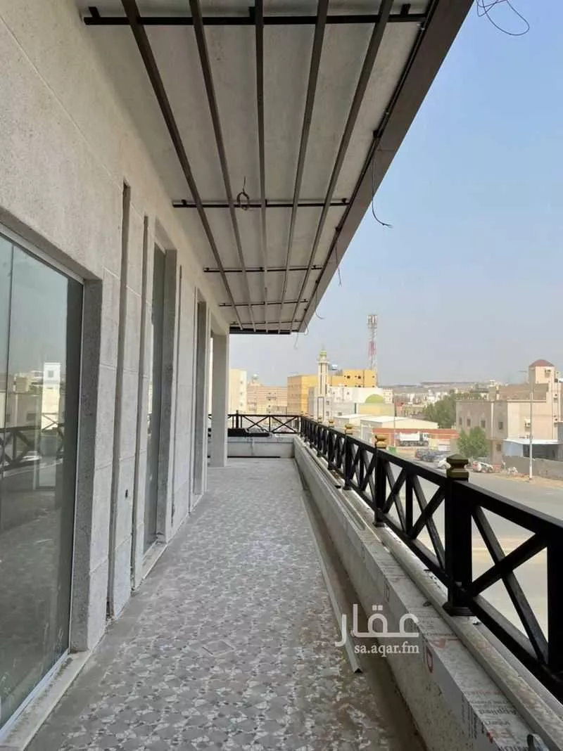 محل 480 م² في الملك فهد 6